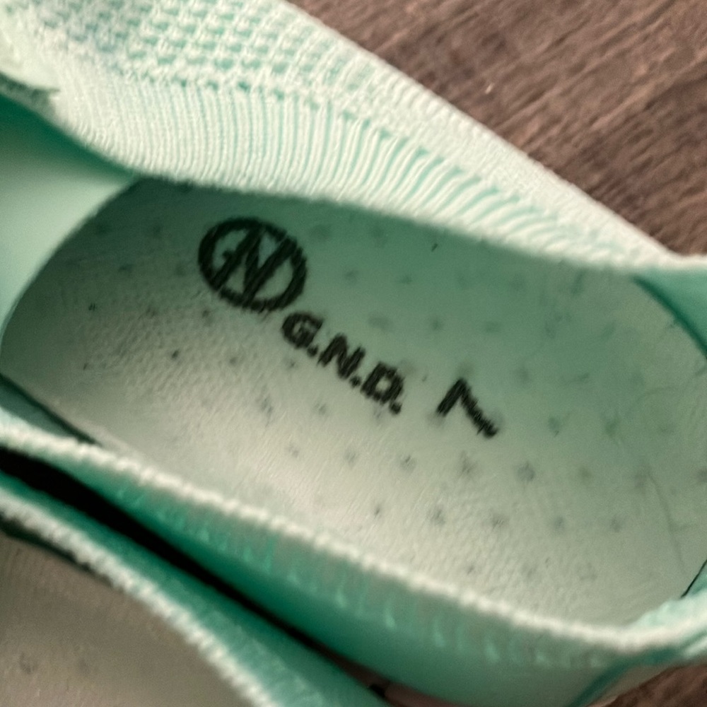 Women's Mint Sneakers - Picture 9 of 10